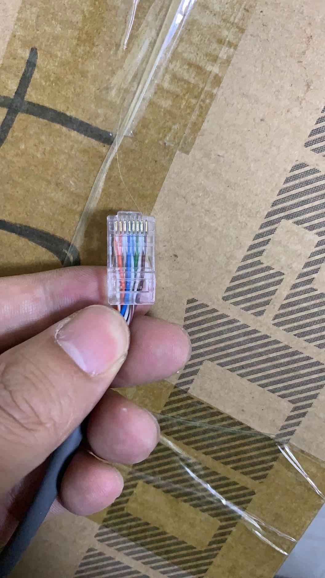 网线上没有字怎么区分_卧室没网线怎么玩电脑