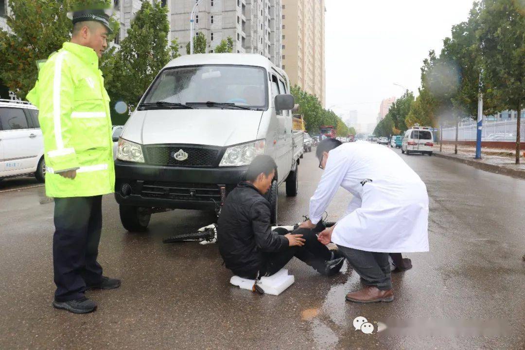 这是警察_警察是干什么的_警察是公务员还是事业编