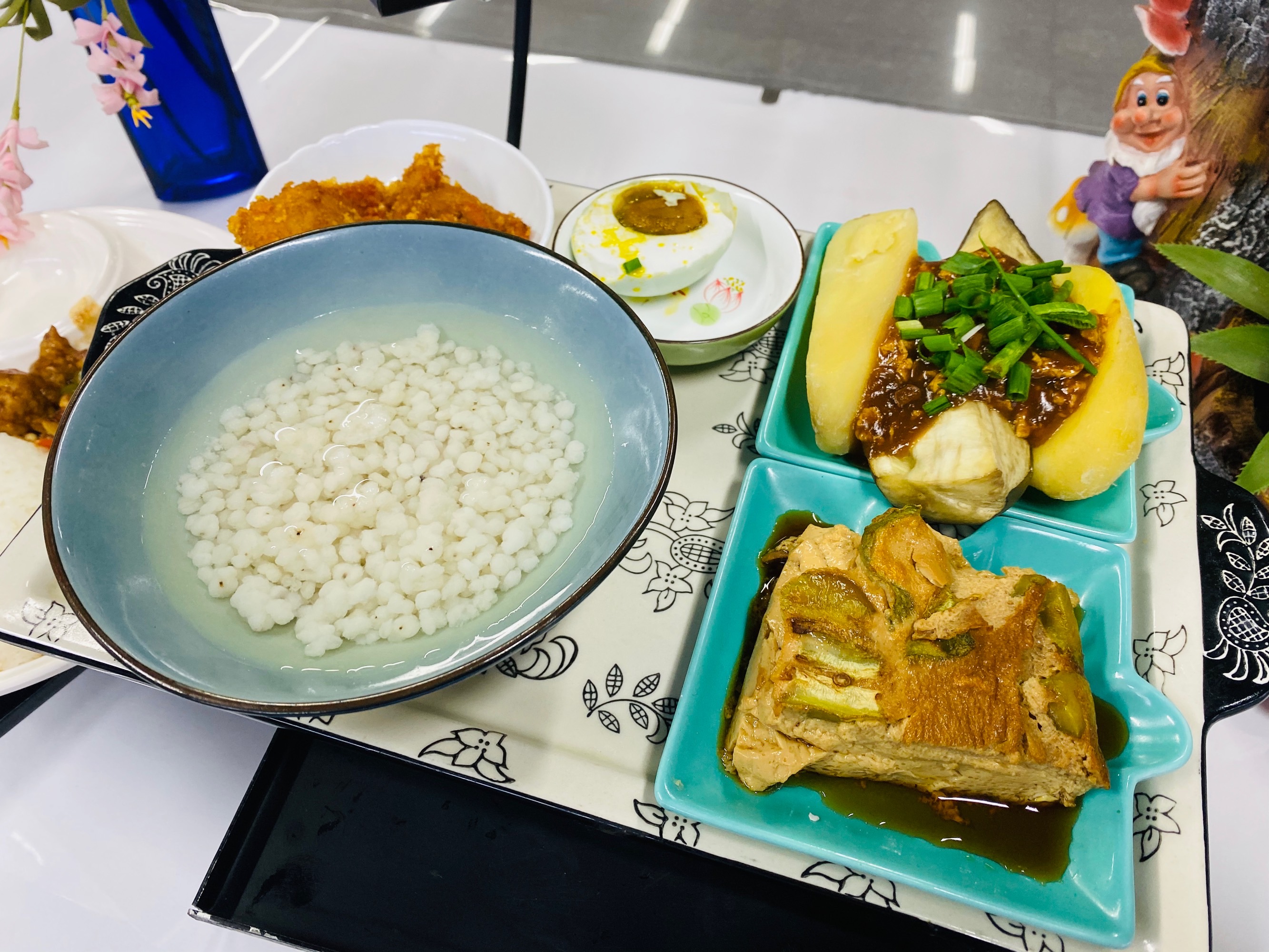 和同学一起度过散漫的生活_和散漫的同学一起度过校园生活_散漫同学一起度过快乐生活