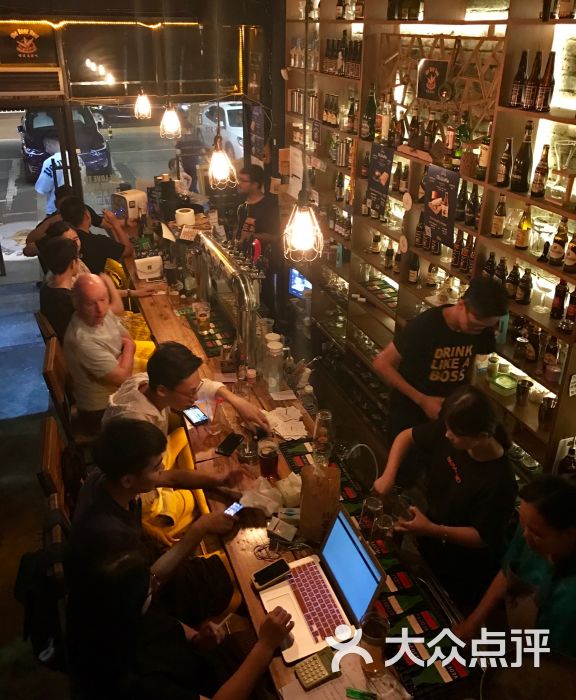 啤酒游戏手机版_啤酒版手机游戏大全_啤酒版手机游戏推荐