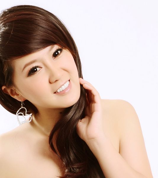 薄情女人的面相图片_薄情女生_美女薄情馆
