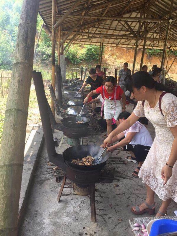 杭州溪边烧烤_西溪太美农场烧烤_西溪农家乐