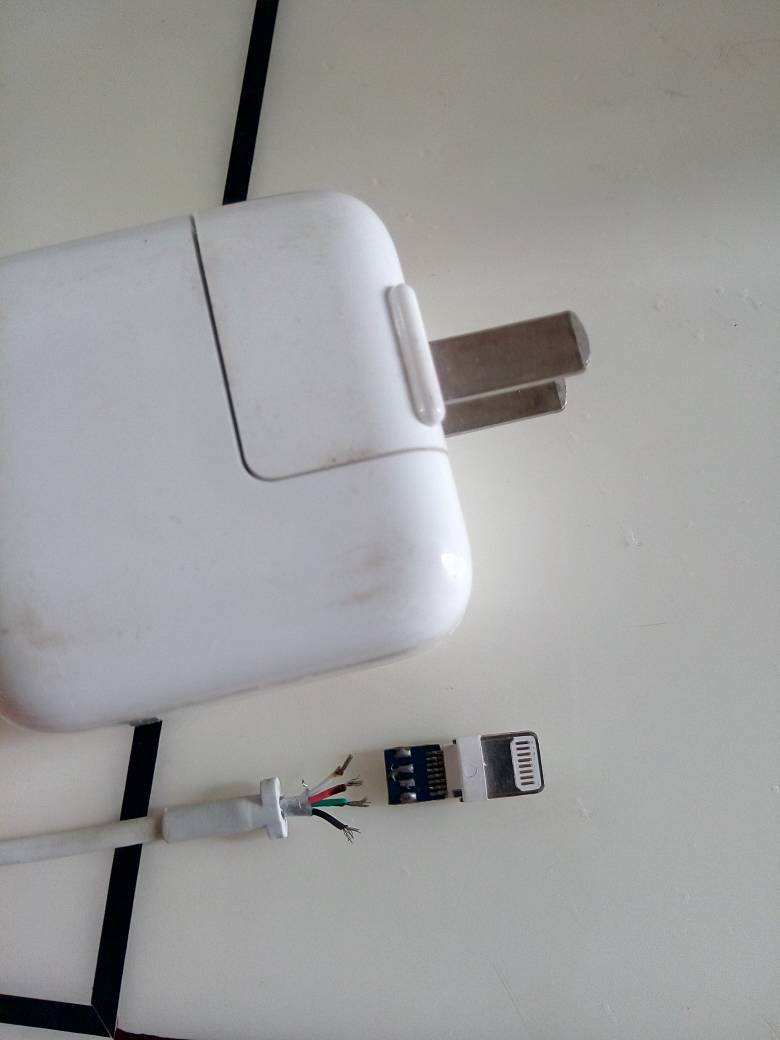 苹果手机充上电怎么办_苹果手机充不进去电是什么问题_苹果手机充电会到电是什么原因