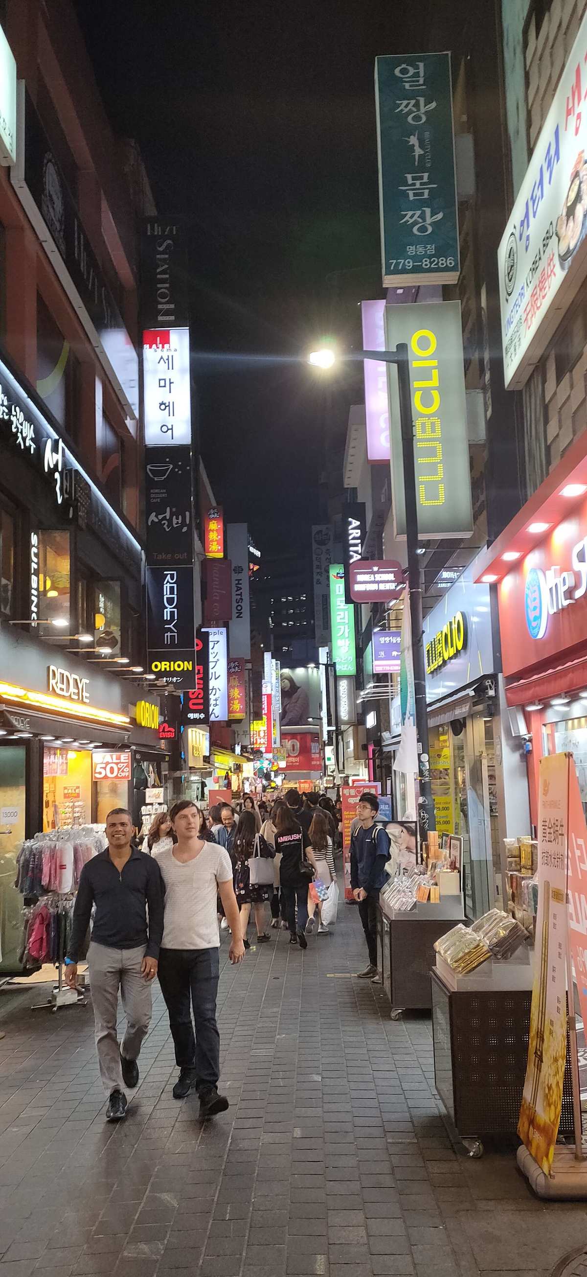 p图素材背景韩国图片-穿越韩国：繁华购物街与宁静宫殿，哪个更