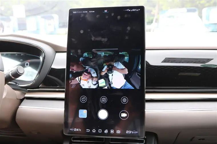 下载比亚迪汽车app_手机版比亚迪汽车游戏下载_比亚迪app官方下载安装
