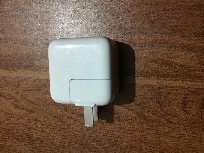 苹果13充电器是什么接口-苹果13充电器接口大揭秘！哪种更快