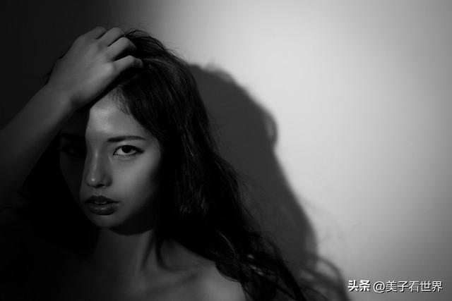 极黑的布伦希尔特_极黑的布伦希尔特小鸟游_黑的布伦希尔特