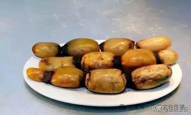 梵米尔的画笔和颜料石像的眼睛_寻找梵米尔的画笔与颜料石_寻找梵米尔的画笔与颜料石头