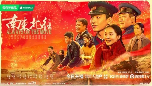 一对夫妇带着小孩 搭乘着往乡下_一对夫妇带小孩回乡下游玩的_一对夫妻带着小孩乘坐大巴