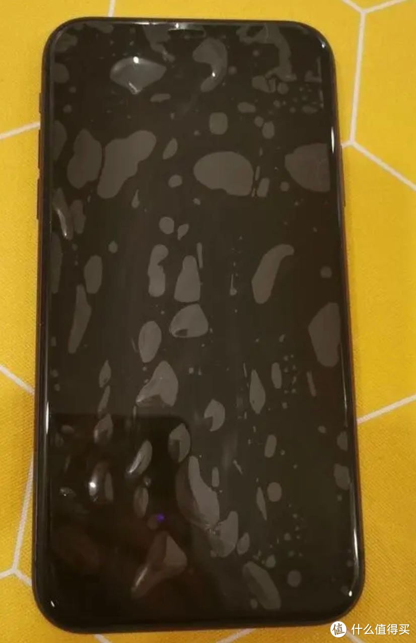 手机怎么贴膜教程_怎么手机贴膜教程视频_教程贴膜手机版